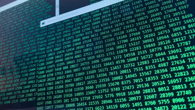 Cracking the Code: How Sharp Bettors Exploit the Moments Sportsbook Algorithms Go Blind